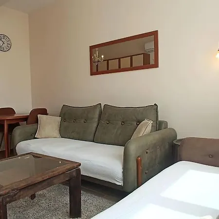 Private Apartment, Baba Tonka St Apartment *